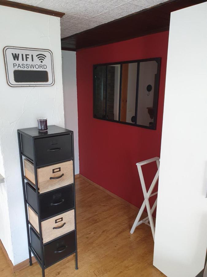 Apartament Le Petit Beurre De Cacahuete Et Le Cafe De Paris Fully Zewnętrze zdjęcie