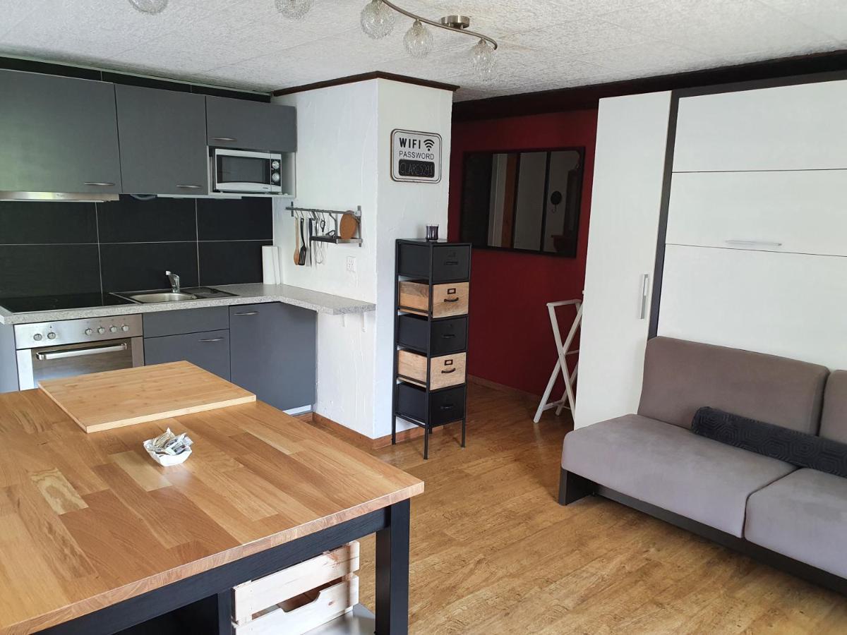 Apartament Le Petit Beurre De Cacahuete Et Le Cafe De Paris Fully Zewnętrze zdjęcie